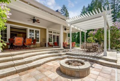 lovely_outdoor_deck_patio_with_white_pergola-min_2_520x350